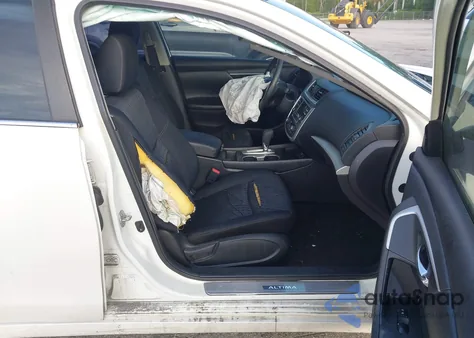 2017 Nissan Altima 2.5 Sv z USA, uszkodzony, nr VIN 1N4AL3APXHC139237